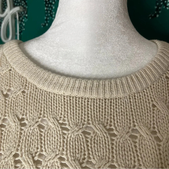 Old Navy White Long Sleeve Pullover Cable Knit Cotton Blend Crew Sweater Size S - Picture 3 of 10